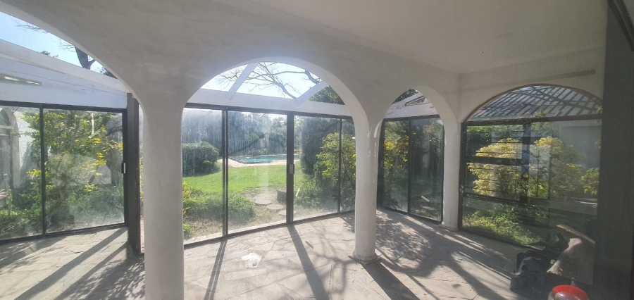 To Let 5 Bedroom Property for Rent in Constantia Western Cape